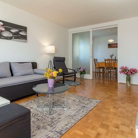 Apartment Maestral Pula Buitenkant foto