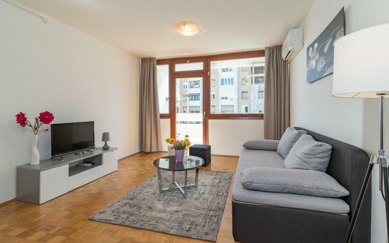Apartment Maestral Pula Buitenkant foto
